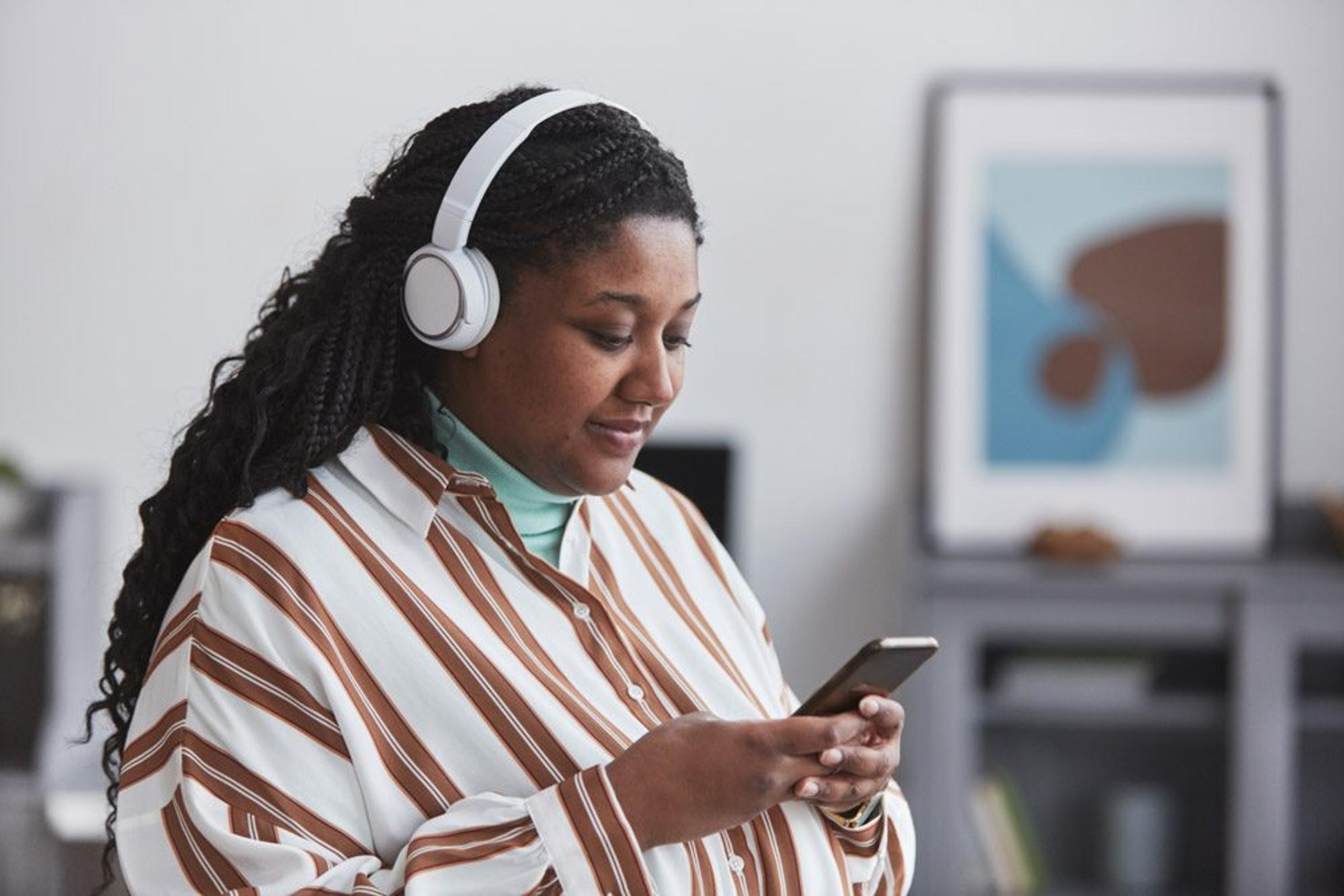 The Connection Between Social Media and Artiste