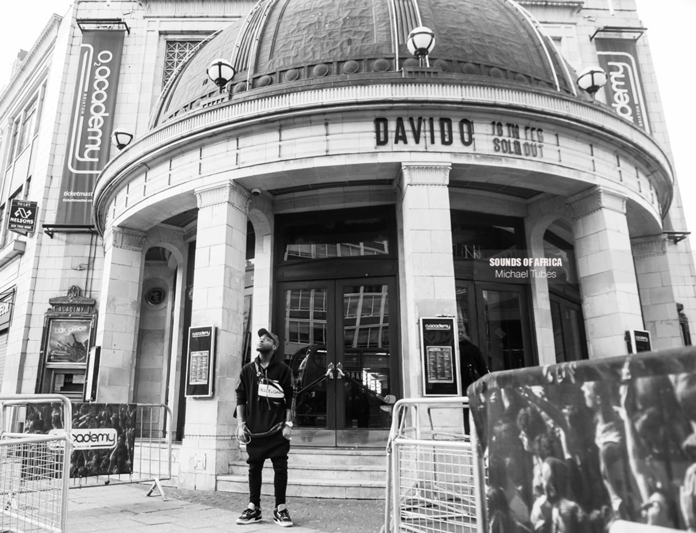 London, UK. 18th February, 2018. Davido pose in front of 02 Academy Brixton before his show.Photographed Michael Tubes.