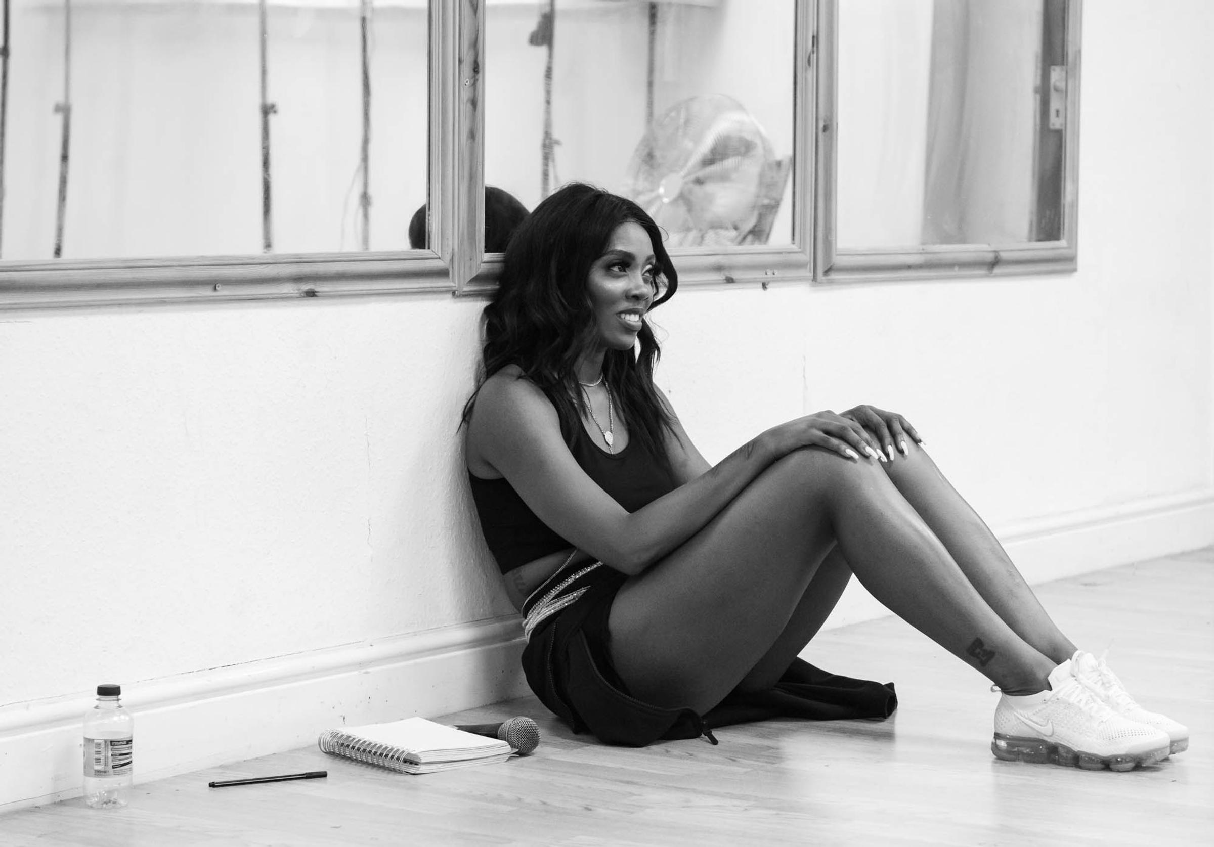 London, United Kingdom. 21st August 2018. Tiwa Savage in the dancing studio rehearsing for her concert at The Indigo 02 Photographed Michael Tubes.