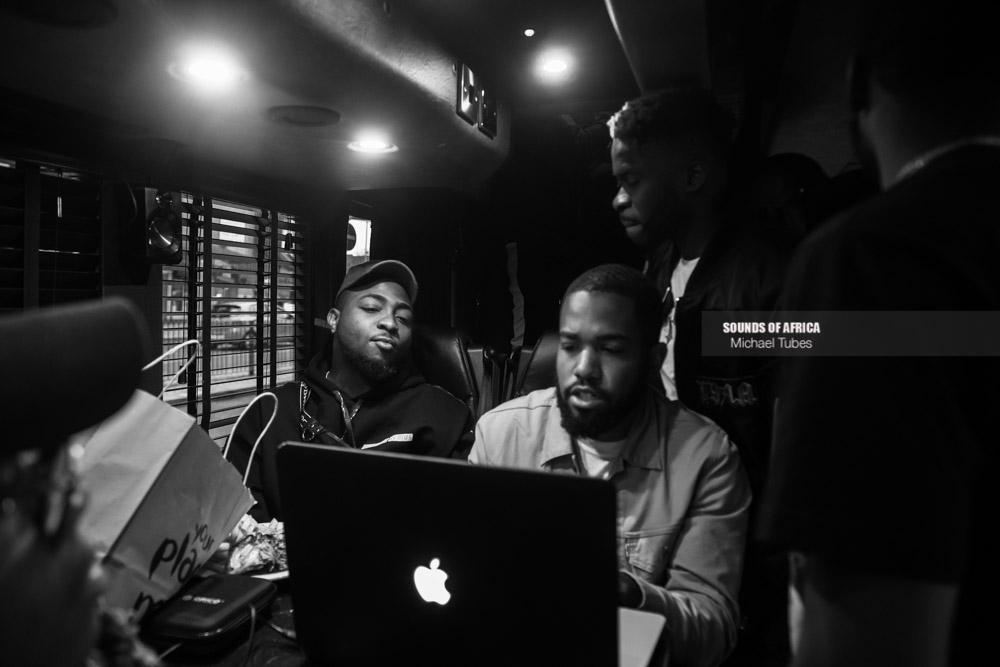 Birmingham, UK. 18th February, 2018. Davido previews his entrance video for his London show on his tour bus on his way to London. Photographed Michael Tubes.