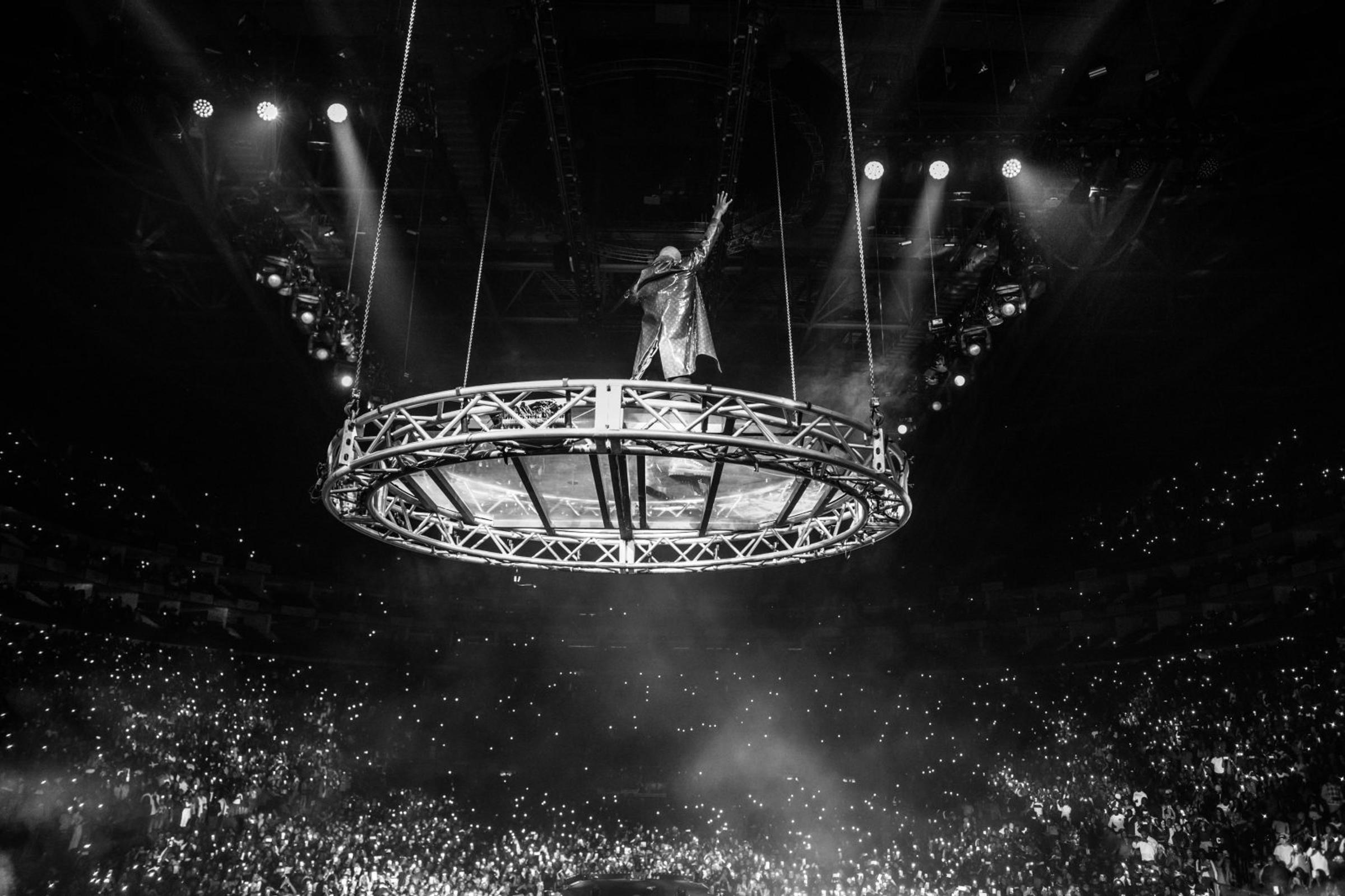 London, United Kingdom. January 27, 2019. Davido performs live on stage at The O2 Arena. Michael Tubi / Alamy Live News