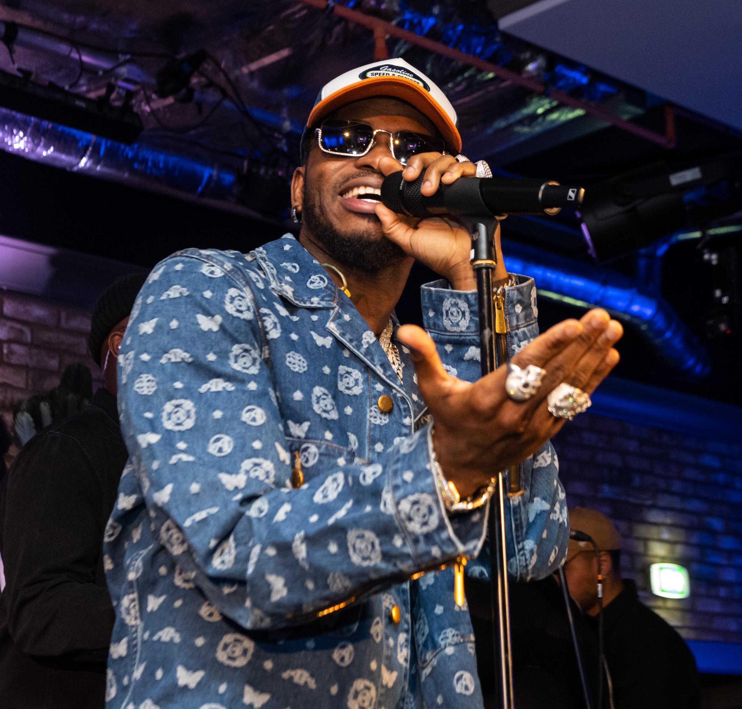 DIAMOND PLATNUMZ's UK LISTENING PARTY