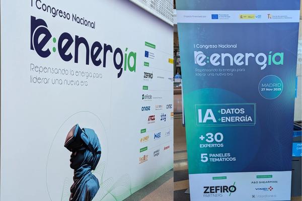 Energy experts and industry leaders discussing AI, data governance, and digitalization strategies for Spain’s energy transition at the Re:Energía forum in Madrid.