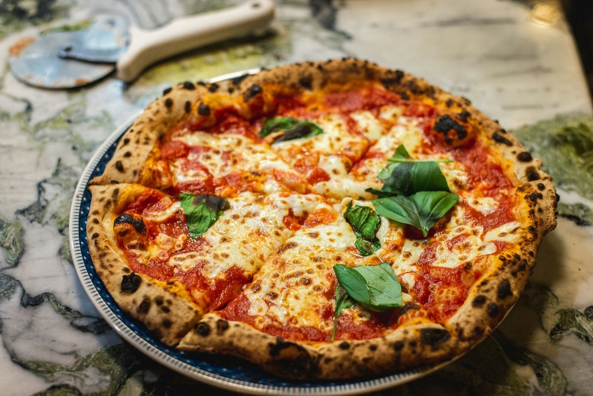 Pizzas base tomate
