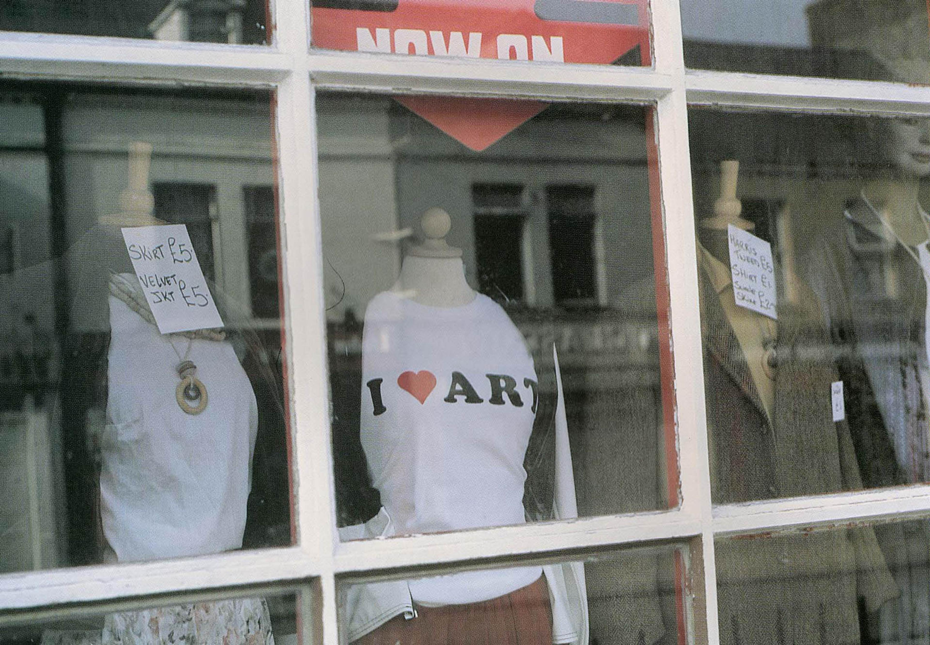 (1996) Maryléne Negro, I Love Art, window installation and ads in art magazines in Ireland and France. 