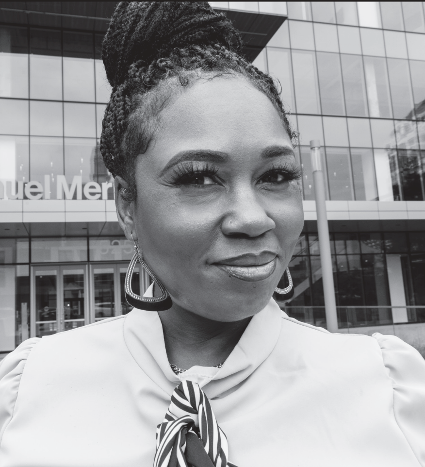 A headshot of Sameerah Karim standing in front of Samuel Merritt University