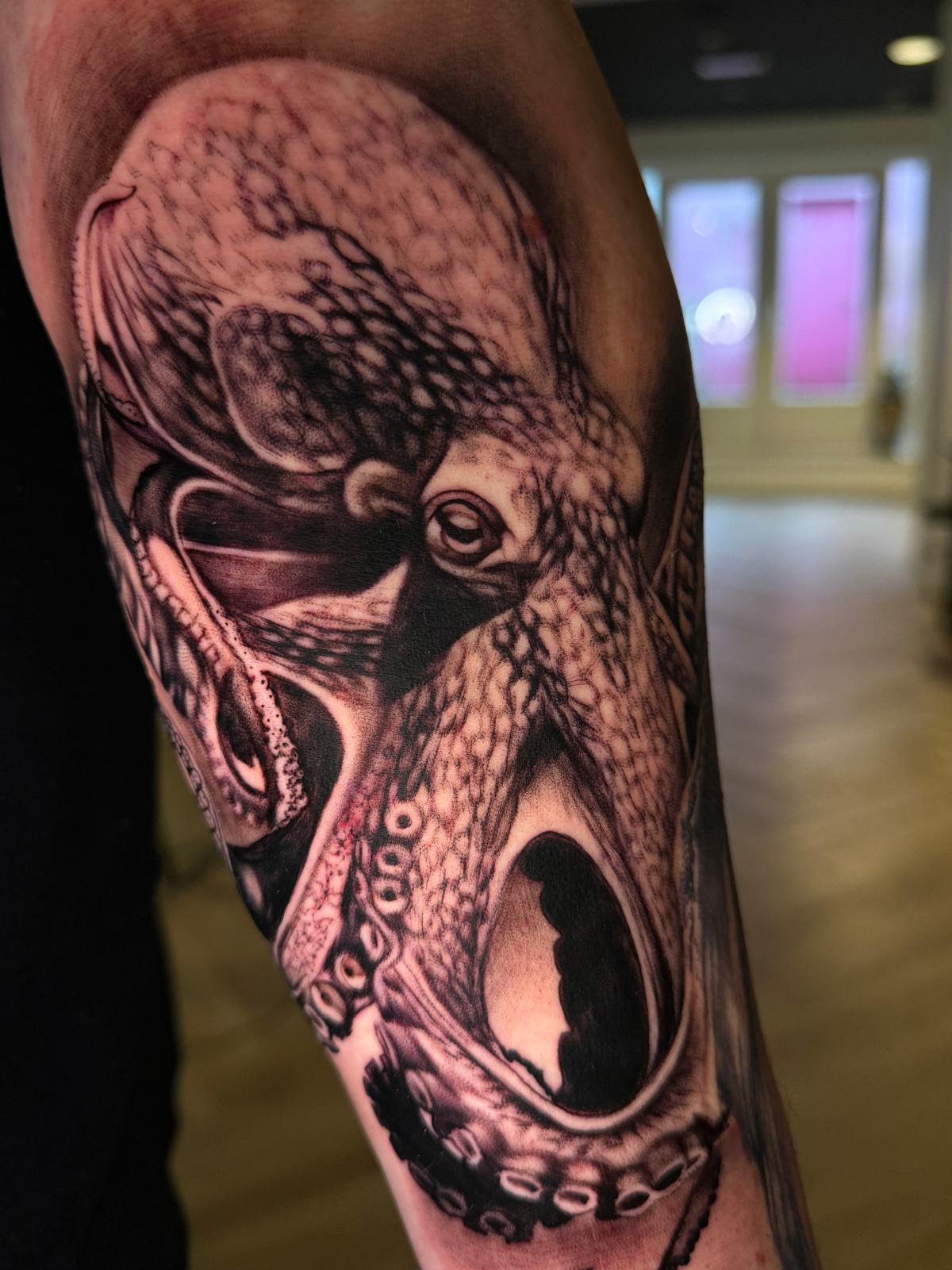 Octopus piece