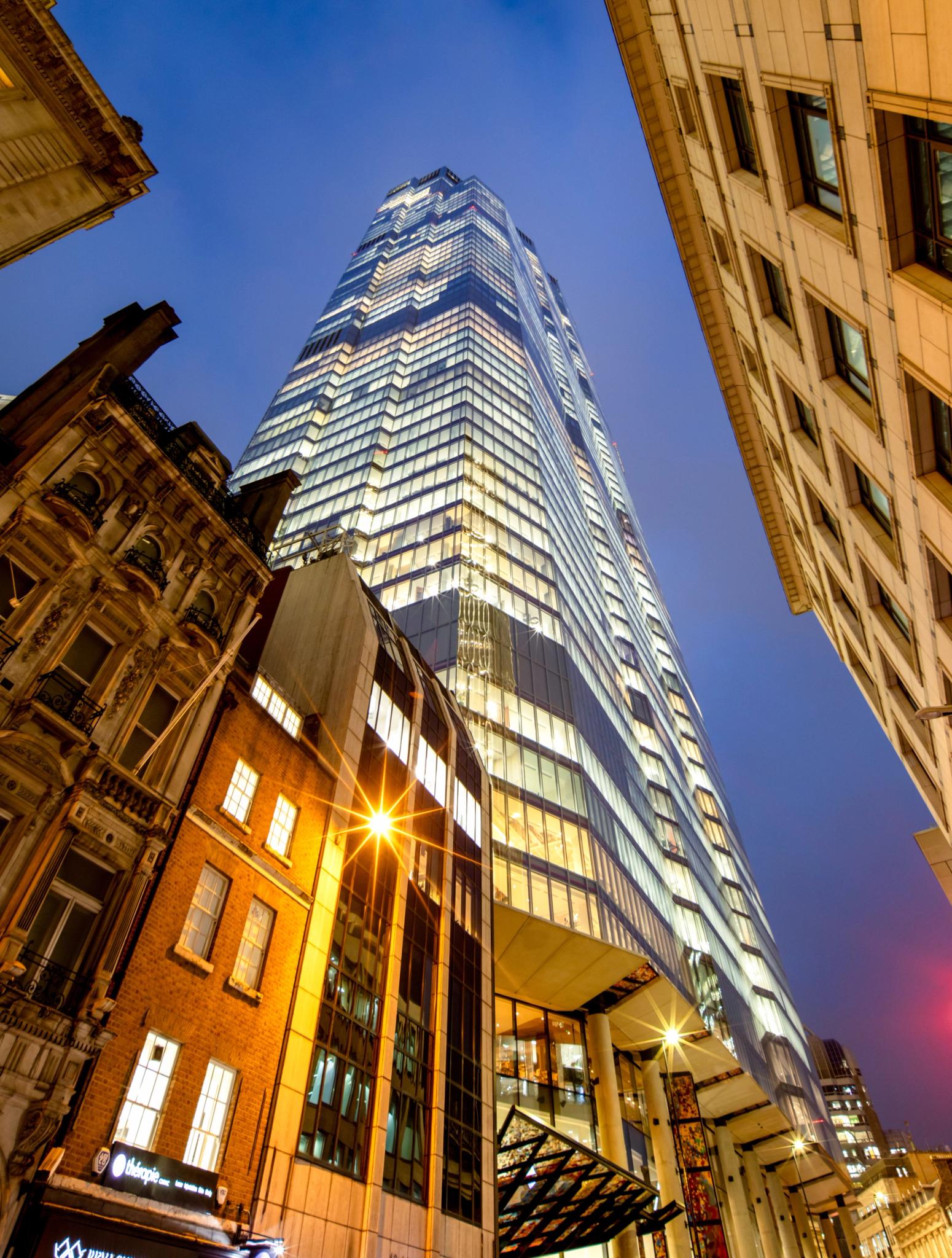 A view looking up to Horizon 22