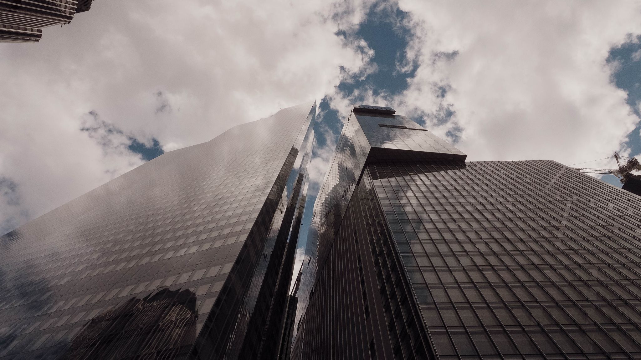 Horizon 22 from street level