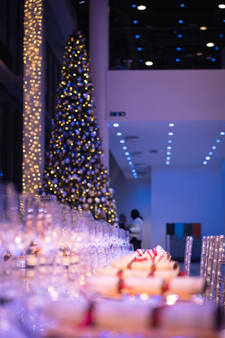 Christmas table settings