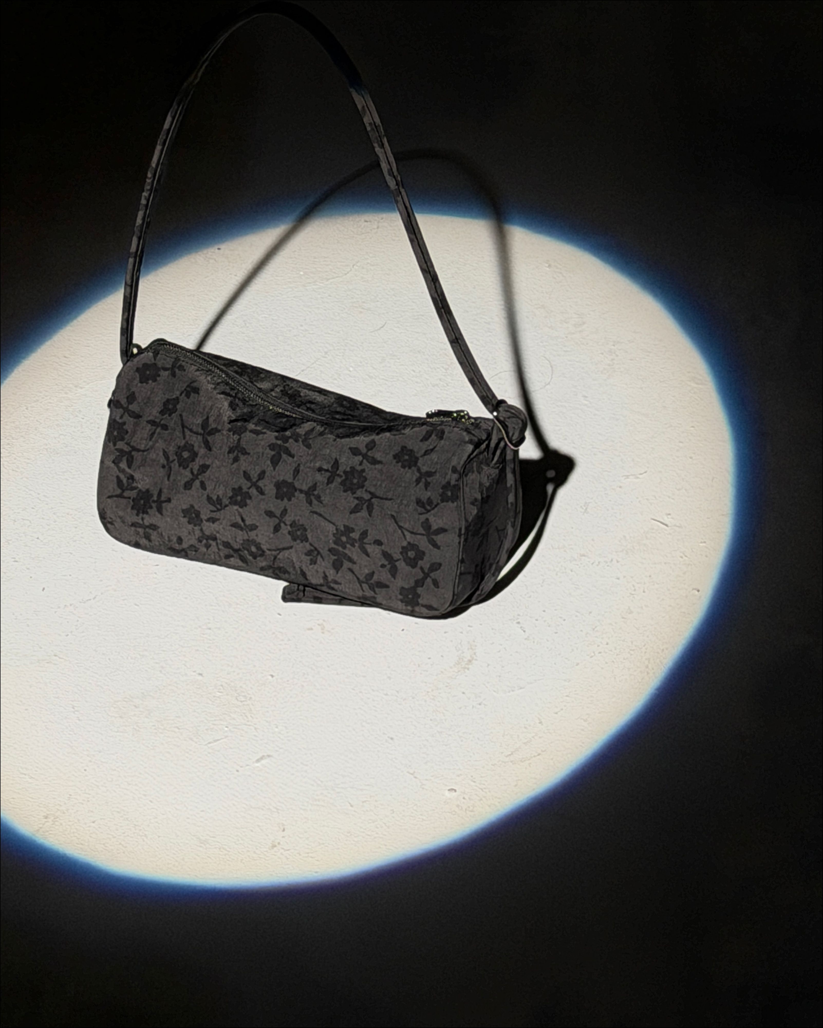 Nylon Loaf Bag Black - Baggu