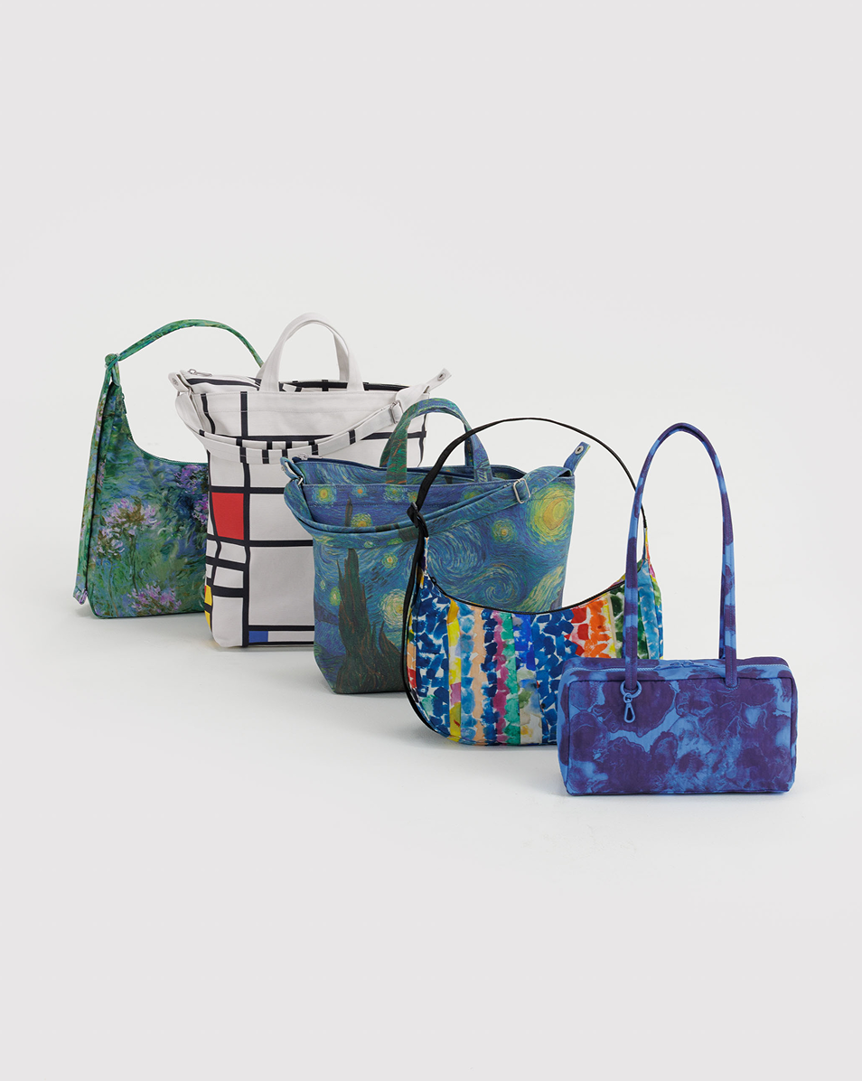 Moma Tote Charm Red/ Blue - Baggu