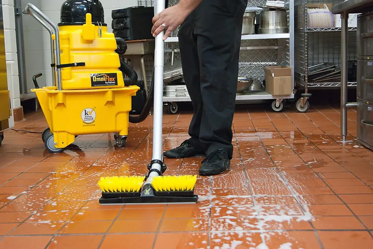 Deep Cleaning Your Restaurant Kitchen