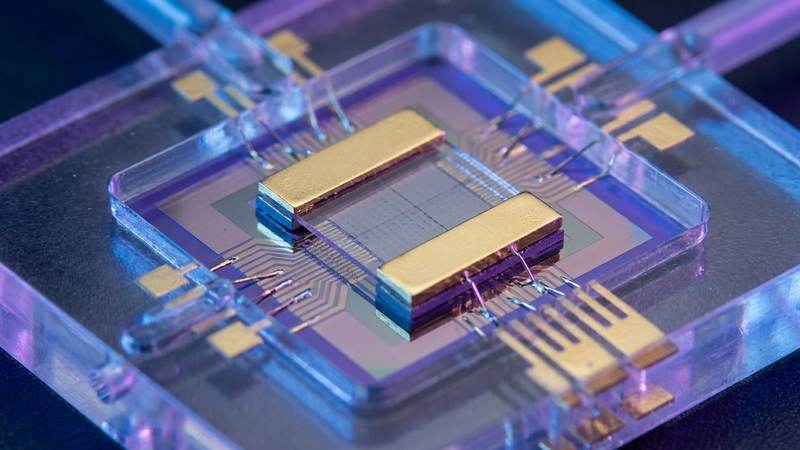 597. Practical Guide: Engineering High-Precision Graphene FETs via Electrostatic Screening