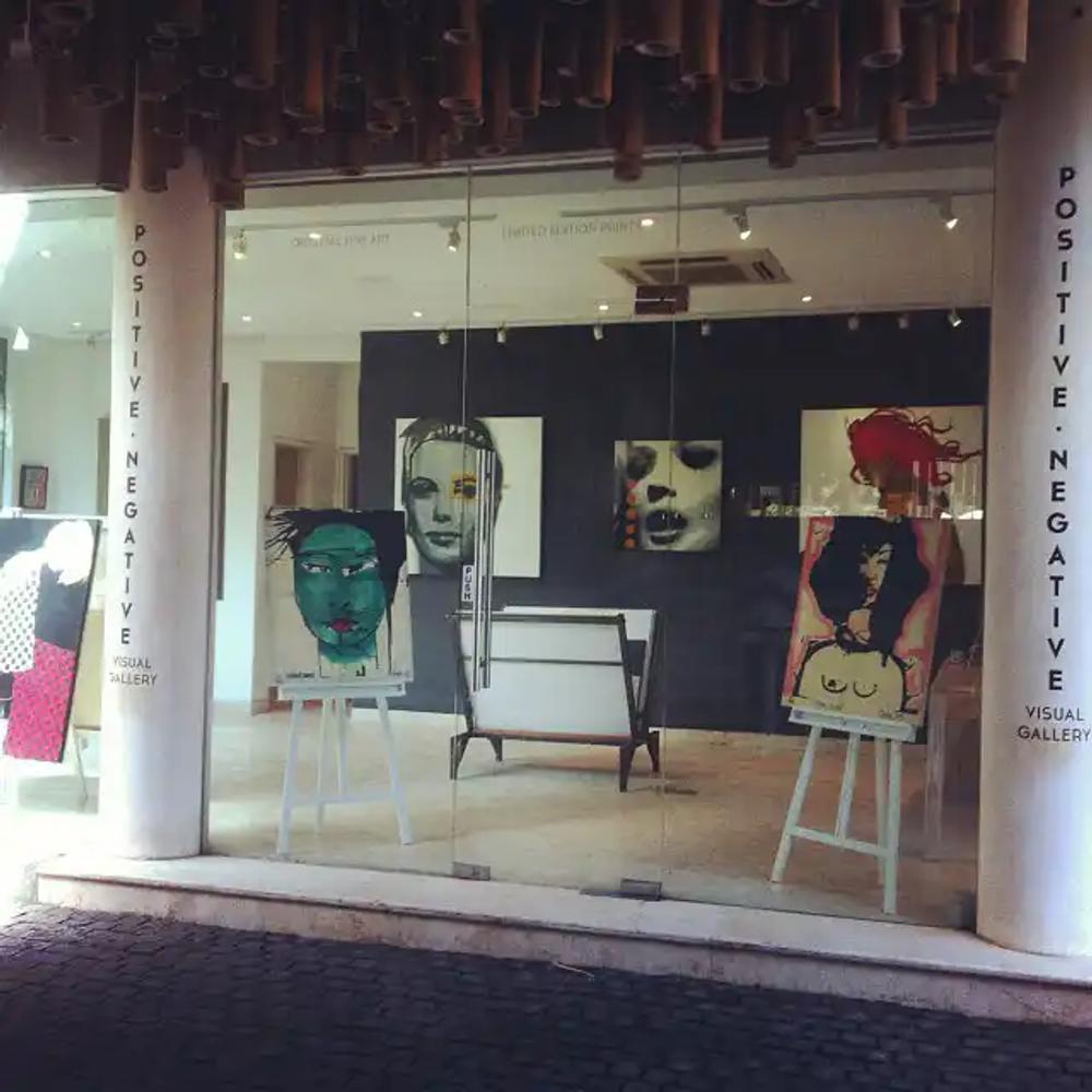 credit:-instagram-@positivenegativegallery credit:-instagram-@positivenegativegallery