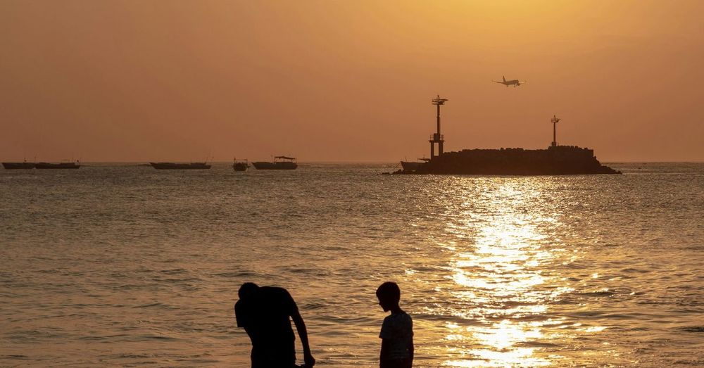 jimbaran-beach-sunset jimbaran-beach-sunset