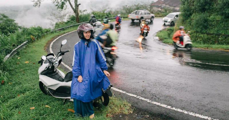Top Safety Tips for Riding a Scooter in Jimbaran