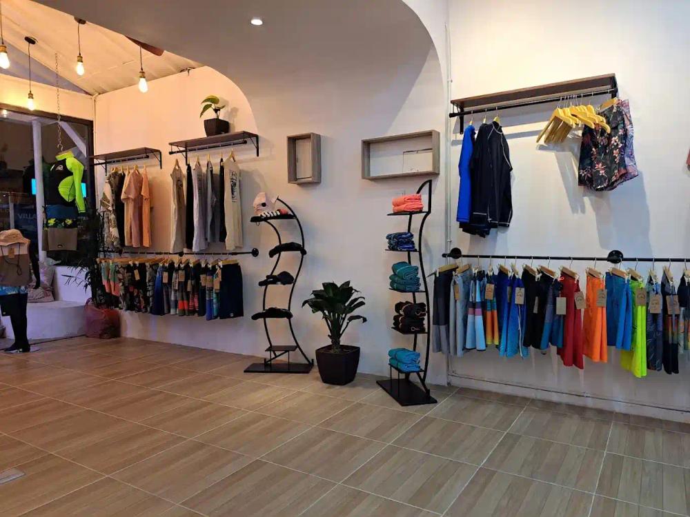 credit:-google-maps---aurora88-surf-shop-outlet-|-shot-by-ayu-purnamasari credit:-google-maps---aurora88-surf-shop-outlet-|-shot-by-ayu-purnamasari