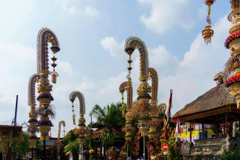 tips-for-travelers-during-galungan-and-kuningan-in-bali