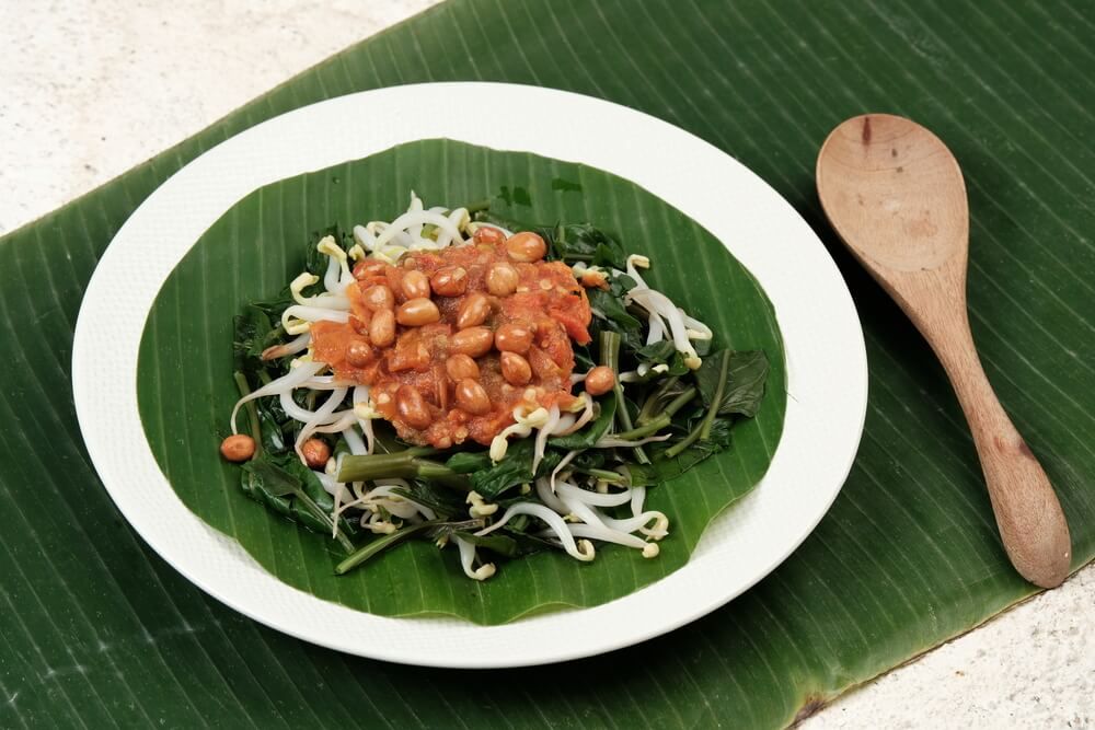 kuliner-khas-bali-serombotan kuliner-khas-bali-serombotan