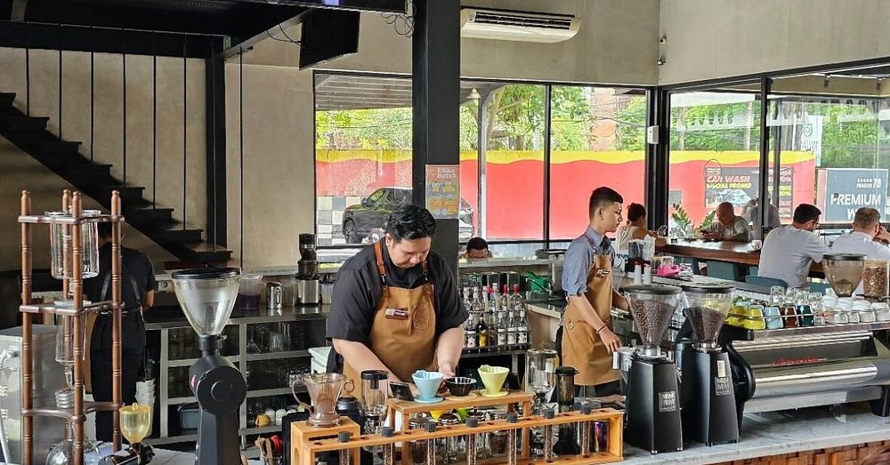 70-fahrenheit-koffie-cafe---jimbaran