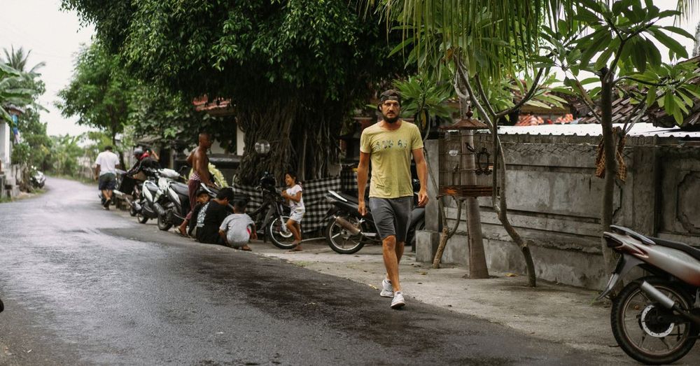 immersing-in-local-life