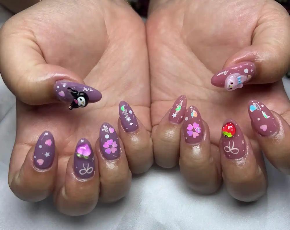 credit---google-maps:-black-&-pink