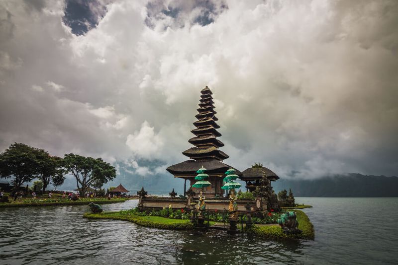 pura-terkenal-di-bali
