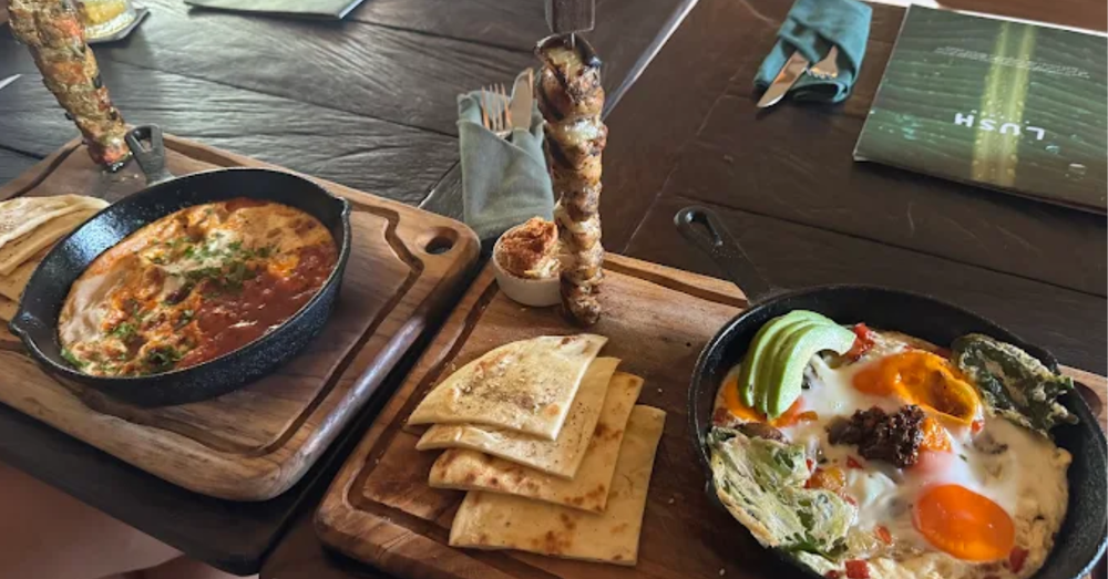 lush-kitchen---cafe,-breakfast,-grill.-healthy-food lush-kitchen---cafe,-breakfast,-grill.-healthy-food