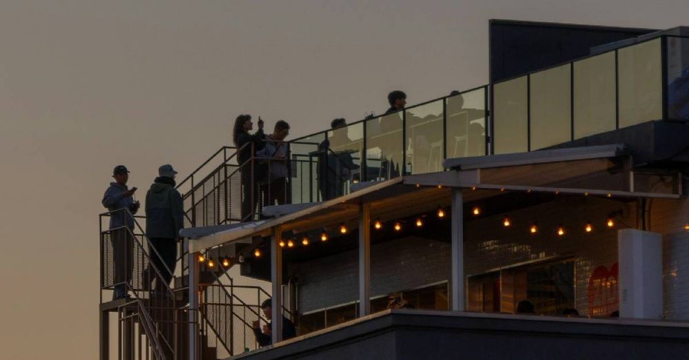 grab-a-rooftop-drinks-in-seminyak grab-a-rooftop-drinks-in-seminyak