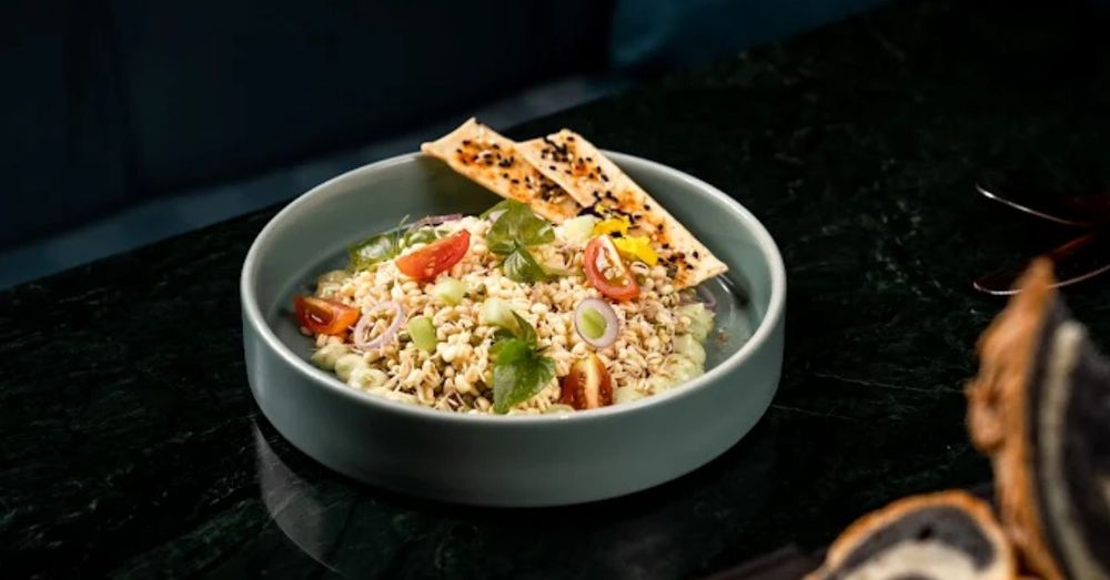 queen-s-cocktail-bar-at-queen-s-tandoor-indian-restaurant-in-seminyak,-bali queen-s-cocktail-bar-at-queen-s-tandoor-indian-restaurant-in-seminyak,-bali