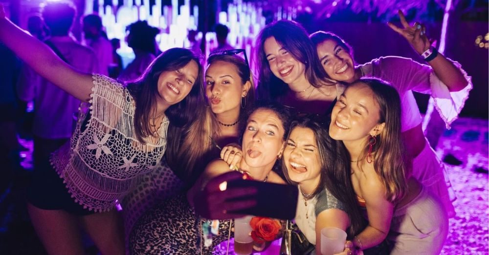 kuta-beach-nightlife