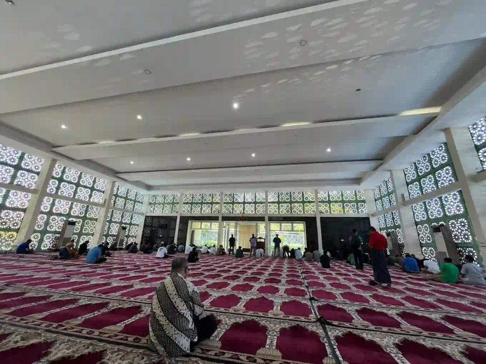 credit:-google-maps---masjid-al-ikhlas-bandara-ngurah-rai-|-shot-by-ardiansyah-akbar credit:-google-maps---masjid-al-ikhlas-bandara-ngurah-rai-|-shot-by-ardiansyah-akbar