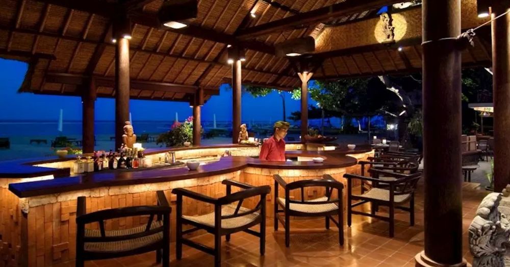 the-restaurant-at-tandjung-sari