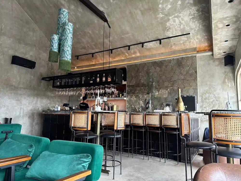 credit:-google-maps---manhattan-kitchen-&-cocktail-bar-|-shot-by-e.-belanger