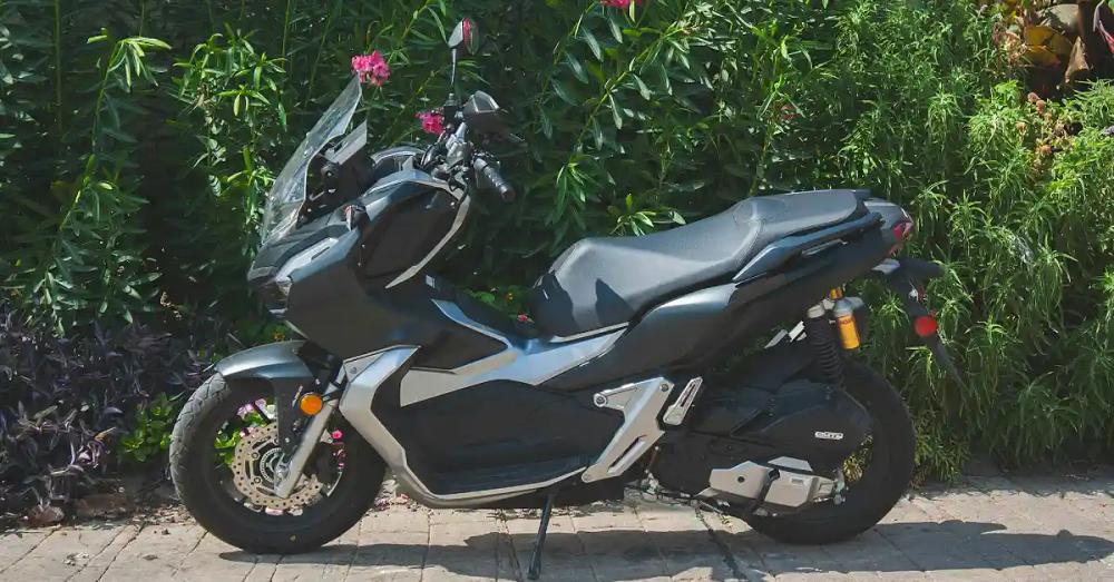 how-to-lock-handlebars-on-honda-smart-key-scooters