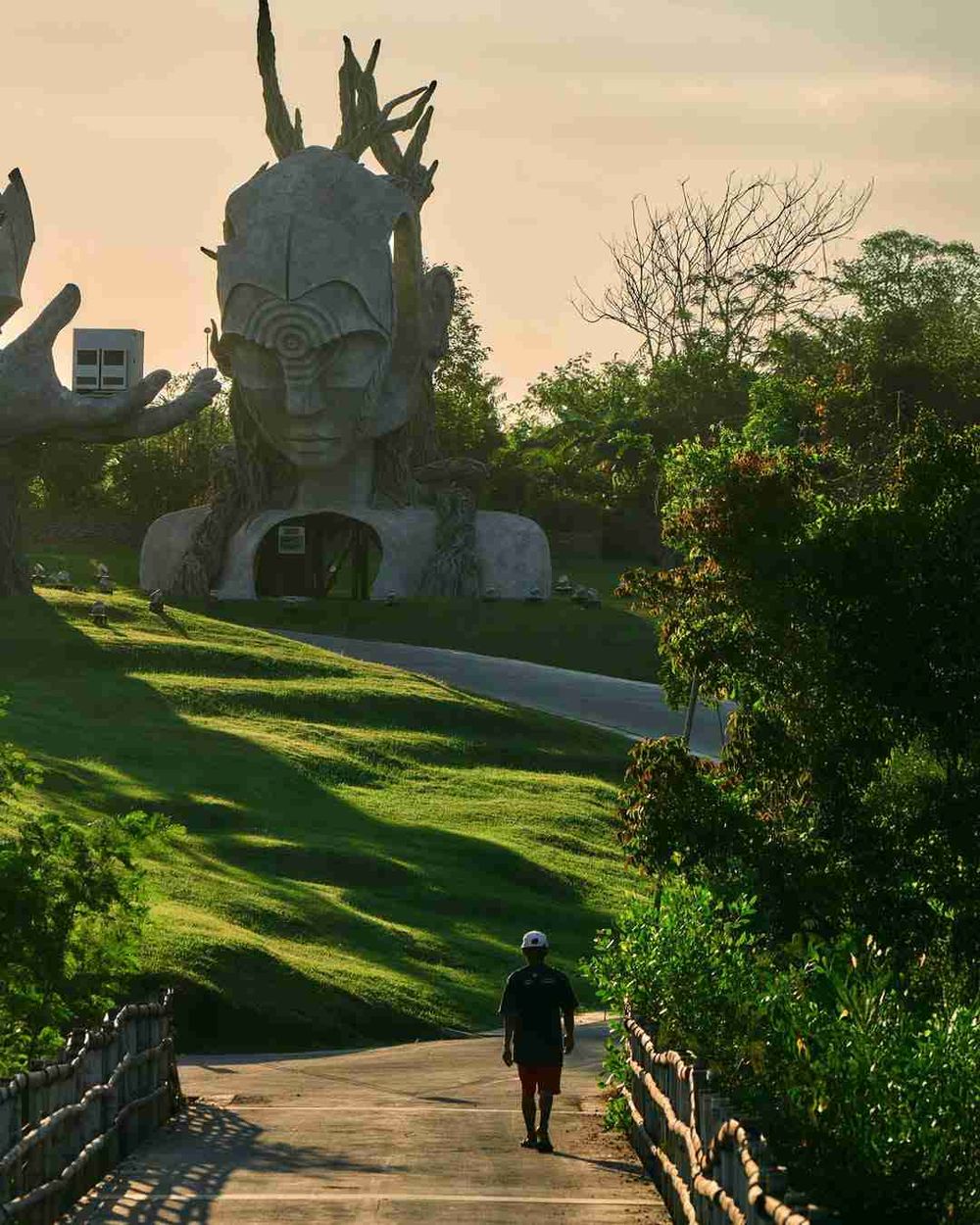 credit:-instagram-@nuanucreativecity credit:-instagram-@nuanucreativecity