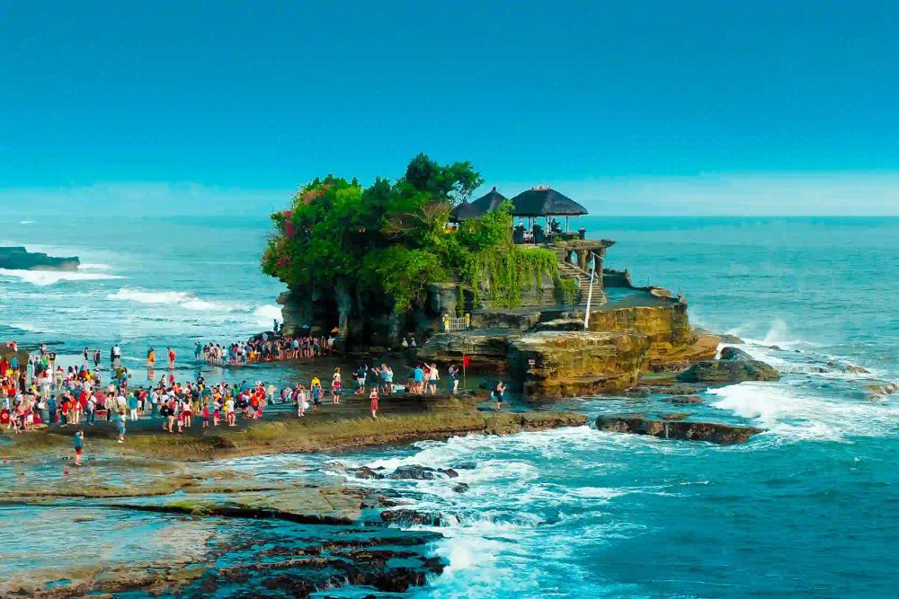 tanah-lot