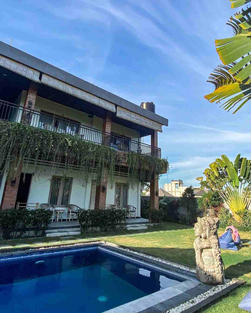 credit:-instagram-@lasarivillagecanggu credit:-instagram-@lasarivillagecanggu