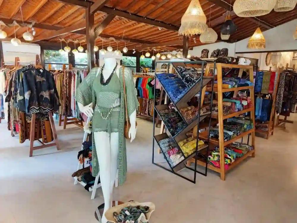 credit:-google-maps---seminyak-gallery---bali-arts-&-crafts