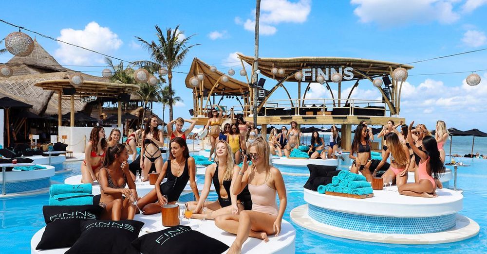 main-attractions-at-finns-beach-club-(1)