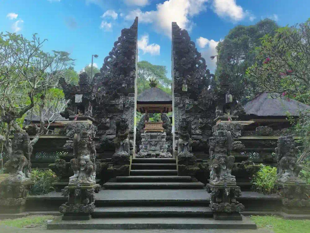 credit:-google-maps---pura-gunung-lebah-|-shot-by-aridena-putra credit:-google-maps---pura-gunung-lebah-|-shot-by-aridena-putra