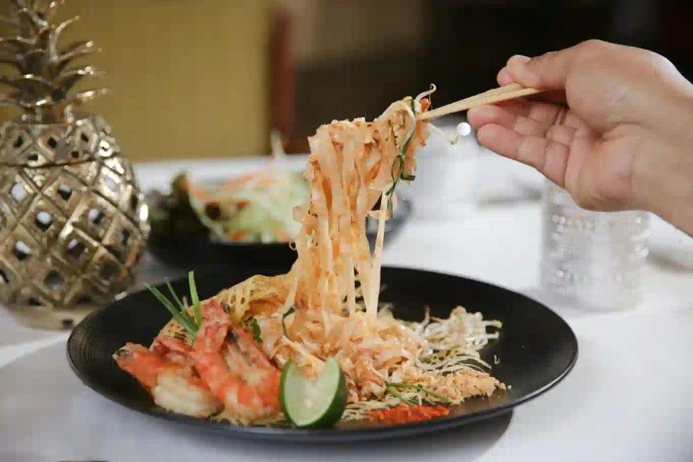 mezzanine-asian-kitchen-&-bar