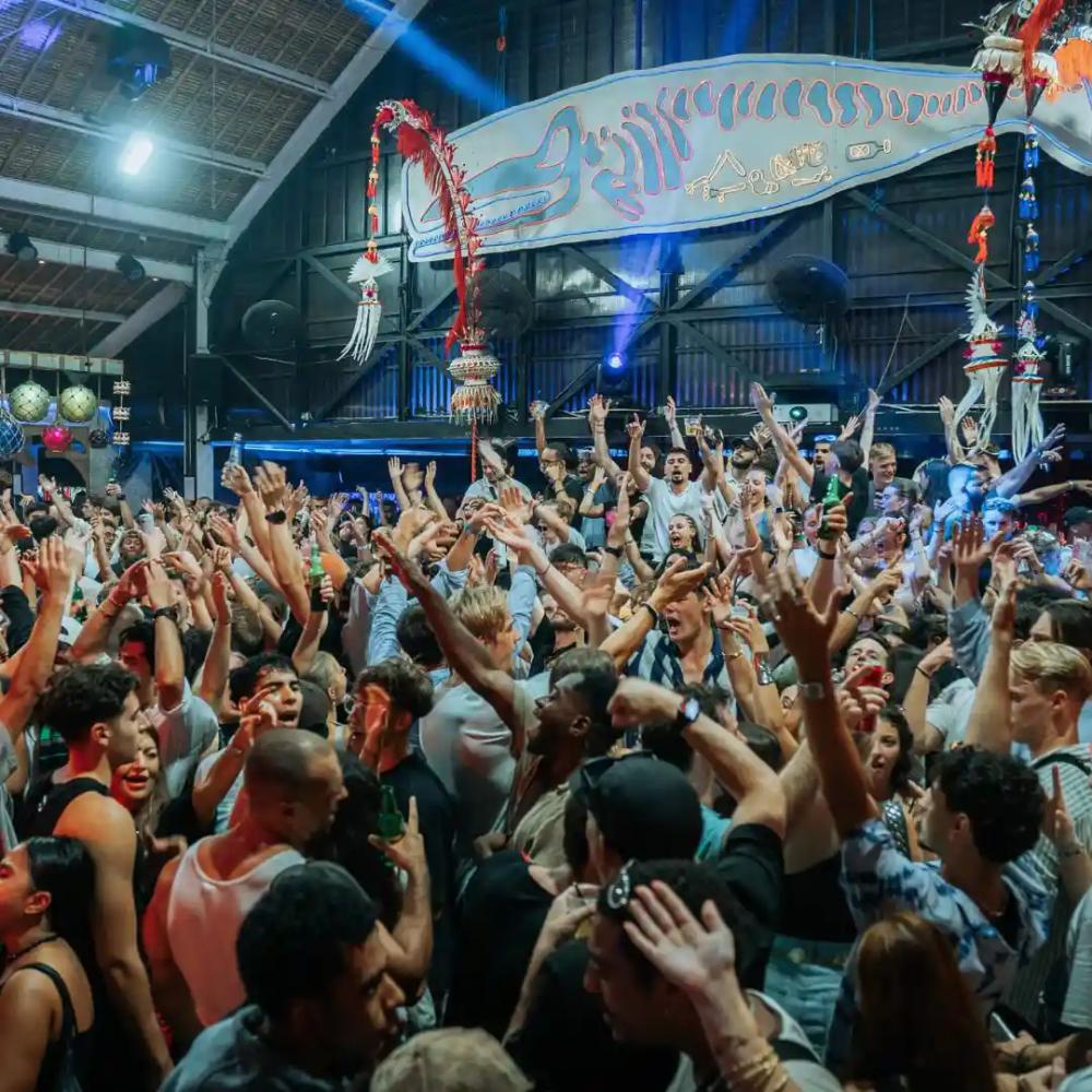 credit:-instagram-@oldmansbali