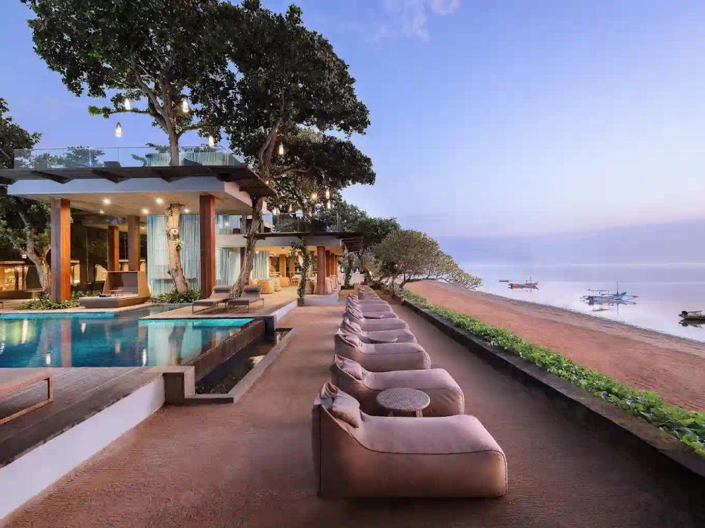 credit:-google-maps---tree-bar-at-maya-sanur credit:-google-maps---tree-bar-at-maya-sanur