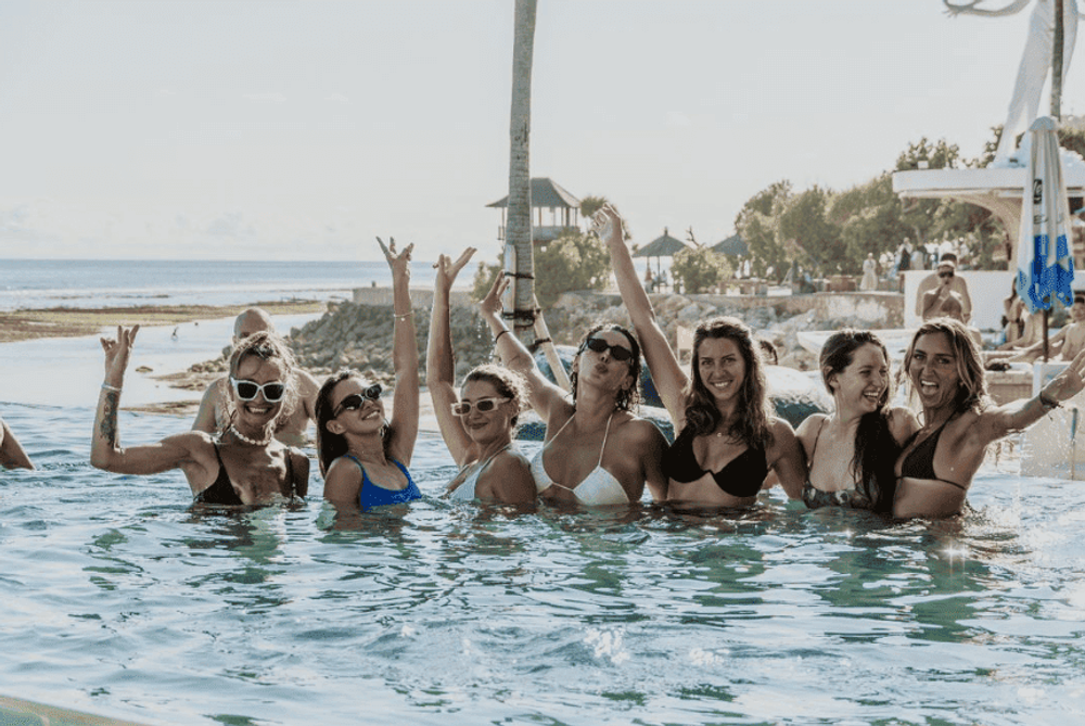 cattamaran-beach-club---credits:-@tropicaltemptation