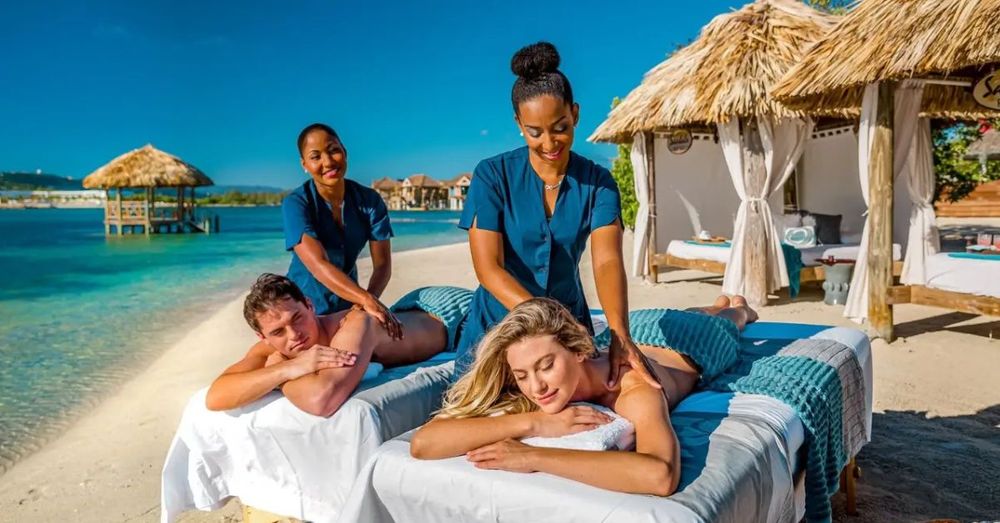 legian-beach-message