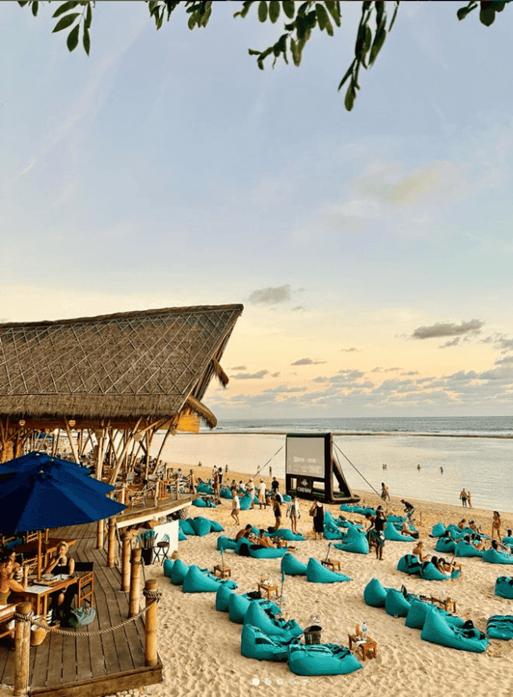 sunday-beach-club---credits:-@sundaysbeachclub