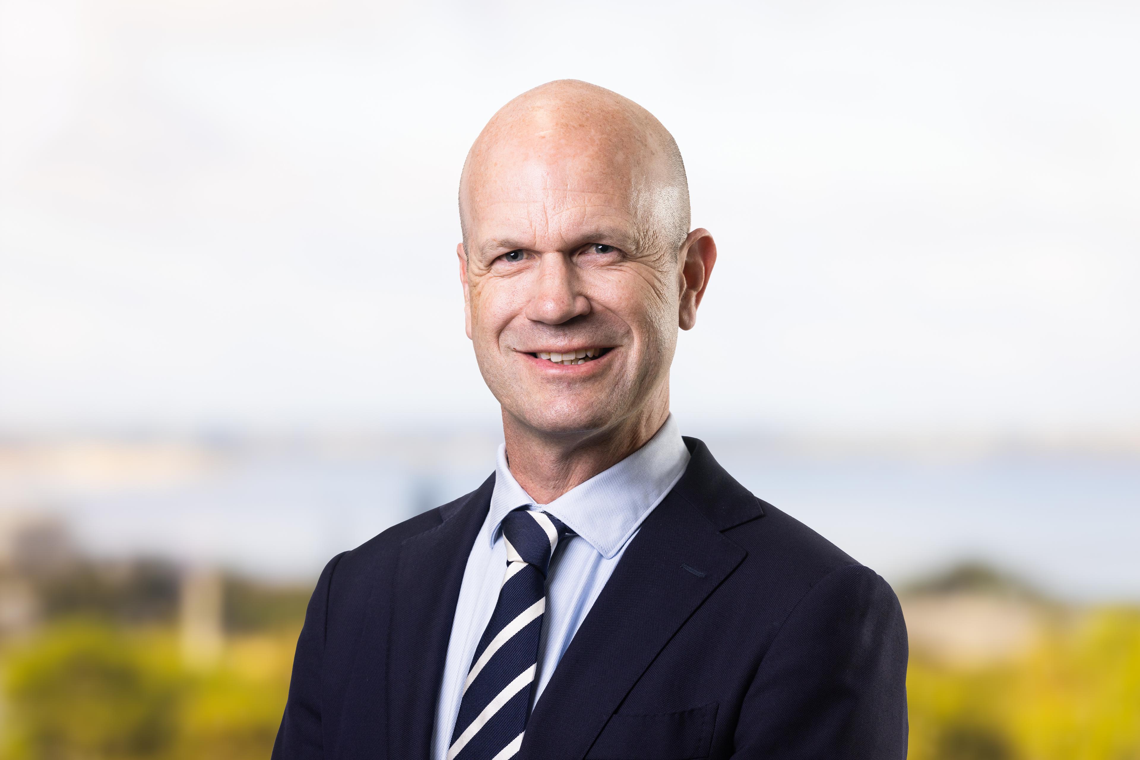 Headshot of Stuart Mengler