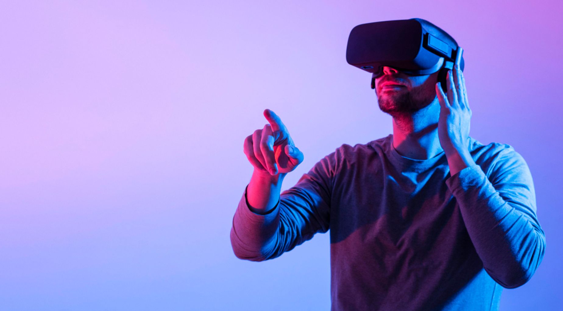 AR & VR Revolution: A New Era of Immersive Technology